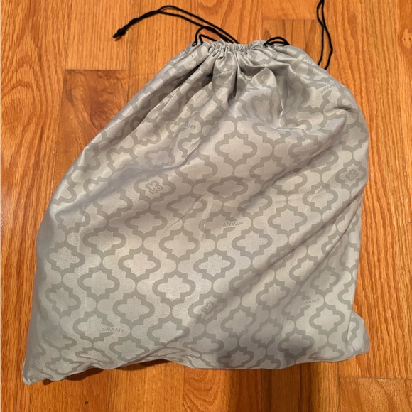 Yellow and tan OrYANY pebble leather colorblock Victoria large hobo bag - Picture 4 of 4